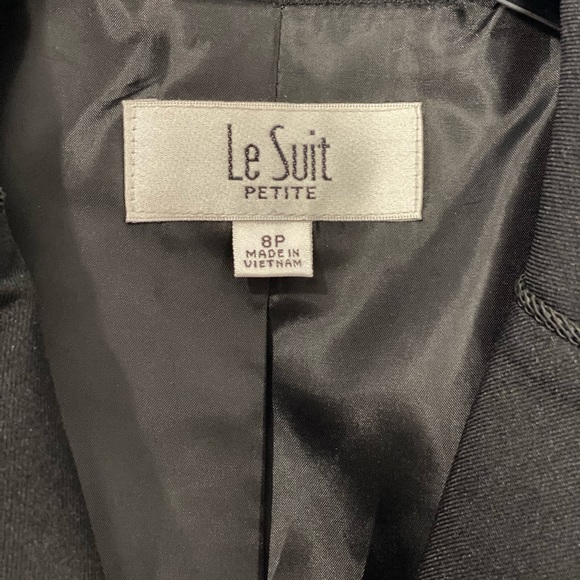 New Le Suit Women's 2 Button Black Pant Suit - Picture 3 of 10